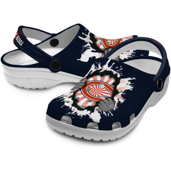 Custom Chicago Bears Gripping Hand Crocs Latest Model