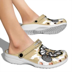 Custom New Orleans Saints Gripping Hand Crocs High quality
