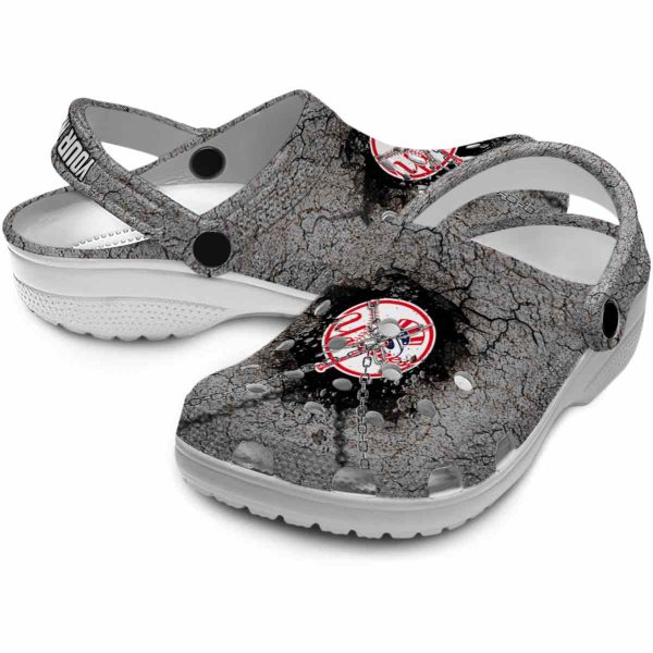 Custom New York Yankees Cracked Ground Texture Crocs Latest Model