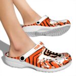 Custom San Francisco Giants Zigzag Paint Burst Crocs Best selling
