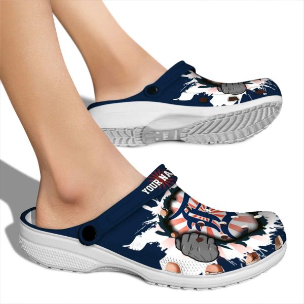 Customized Detroit Tigers Gripping Hand Crocs High quality