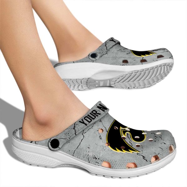Customized Iowa Hawkeyes Cracked Texture Crocs High quality