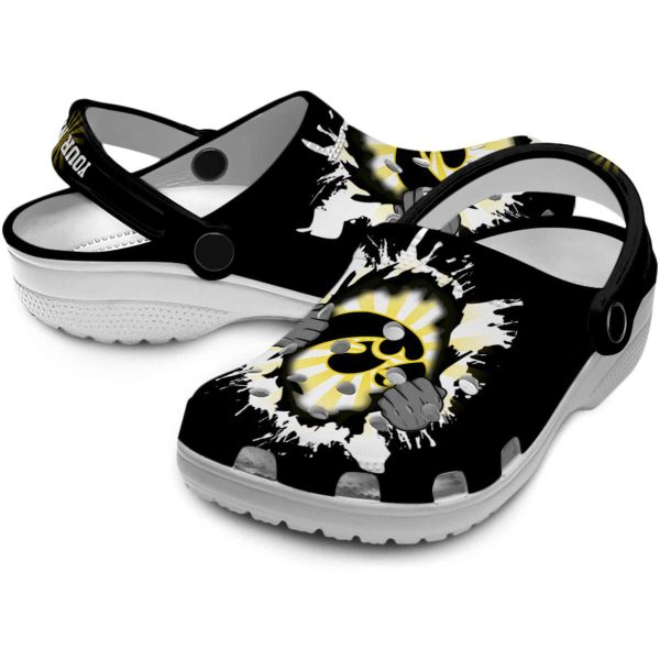 Customized Iowa Hawkeyes Gripping Hand Crocs Latest Model