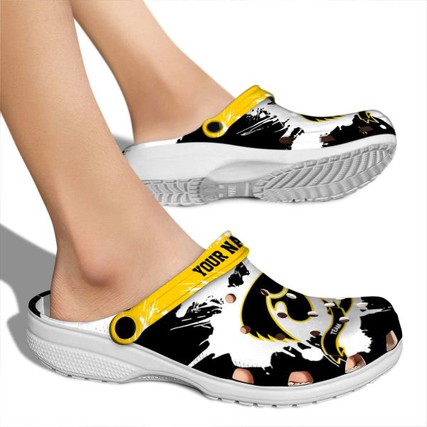 Customized Iowa Hawkeyes Splatter Pattern Crocs High quality