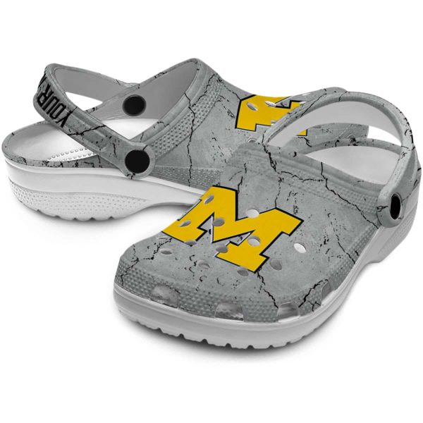 Customized Michigan Wolverines Cracked Texture Crocs Latest Model