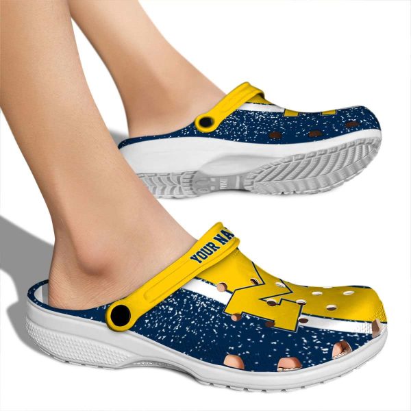 Customized Michigan Wolverines Vertical Stripes Crocs High quality