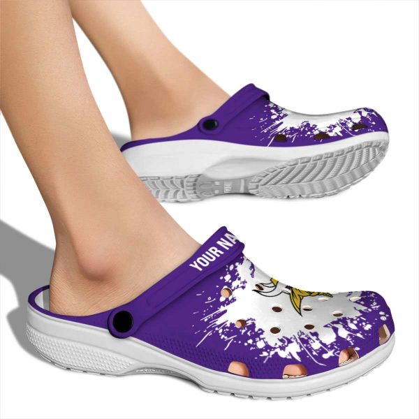 Customized Minnesota Vikings Splatter Background Crocs High quality