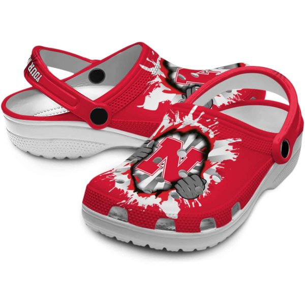 Customized Nebraska Cornhuskers Gripping Hand Crocs Latest Model