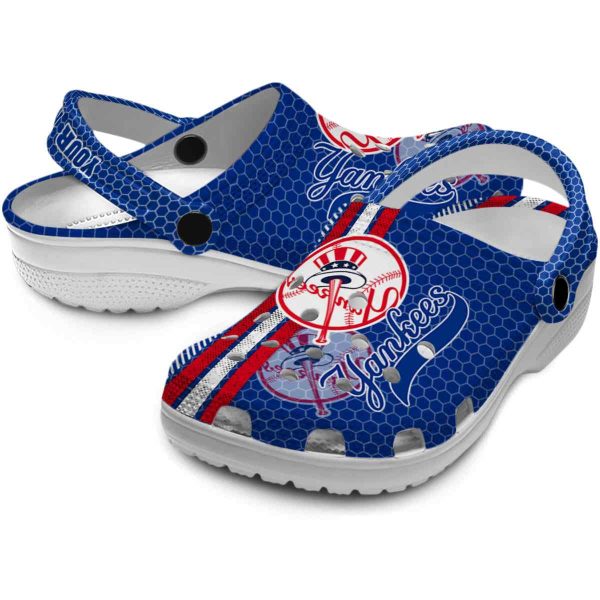 Customized New York Yankees Contrasting Stripes Crocs Latest Model