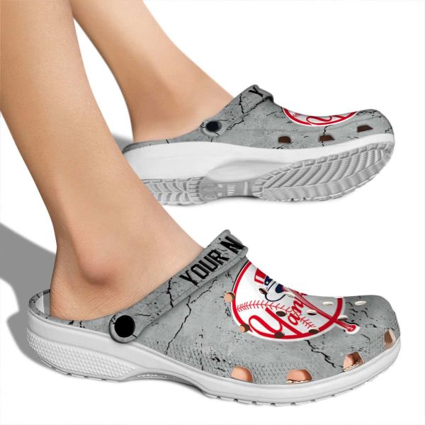 Customized New York Yankees Cracked Texture Crocs High quality