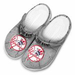 Customized New York Yankees Cracked Texture Crocs Best selling