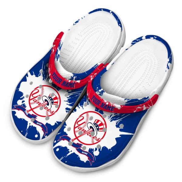 Customized New York Yankees Splatter Pattern Crocs Trendy