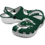 Customized Oregon Ducks Splash Motif Background Crocs Best selling