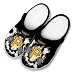 Customized Pittsburgh Pirates Gripping Hand Crocs Best selling