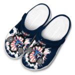 Customized Tennessee Titans Gripping Hand Crocs Best selling