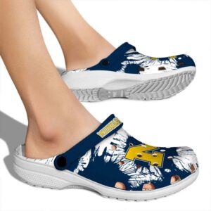 Michigan Wolverines Splatter Graphics Crocs High quality