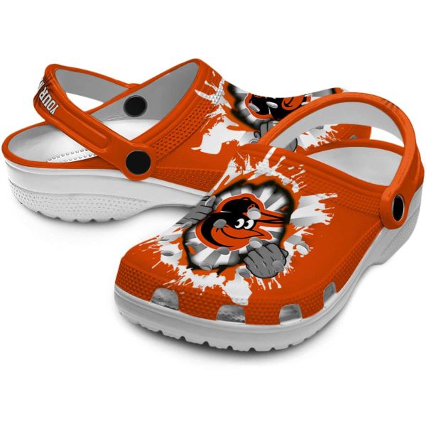 Personalized Baltimore Orioles Gripping Hand Crocs Latest Model