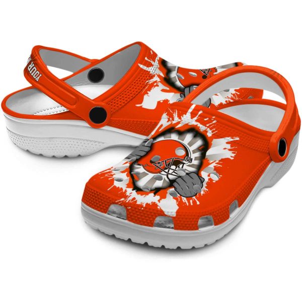 Personalized Cleveland Browns Gripping Hand Crocs Latest Model