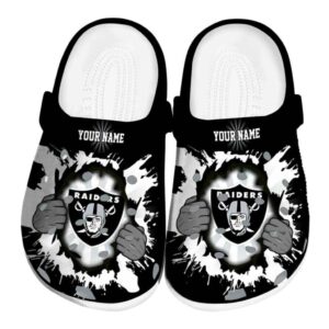 Personalized Las Vegas Raiders Gripping Hand Crocs Best selling