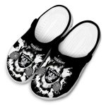 Personalized Las Vegas Raiders Gripping Hand Crocs Best selling