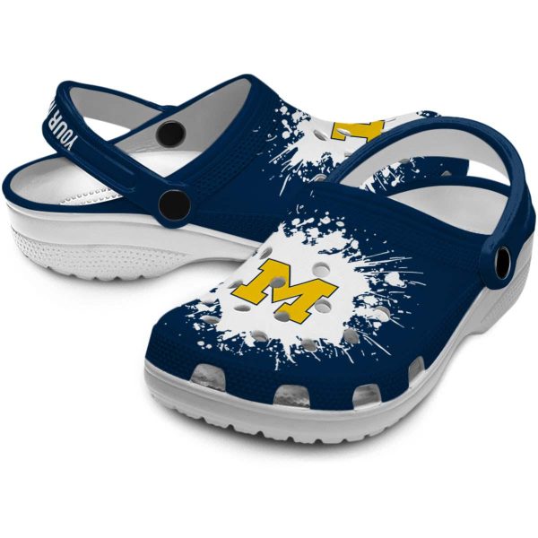 Personalized Michigan Wolverines Splatter Background Crocs Latest Model