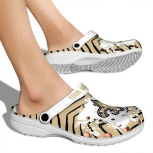 Personalized New Orleans Saints Zigzag Paint Burst Crocs High quality