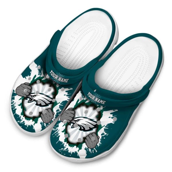 Personalized Philadelphia Eagles Gripping Hand Crocs Trendy