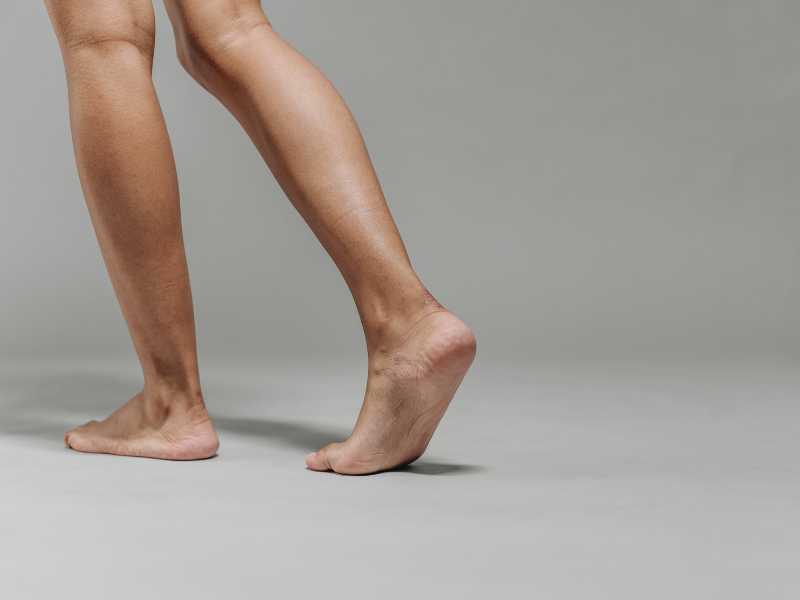 Pay attention to your Skin Tone when wear Crocs