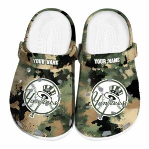 New York Yankees Camouflage Craze Crocs Fashion forward