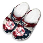 New York Yankees Patriotic Stripes Crocs Fashion forward