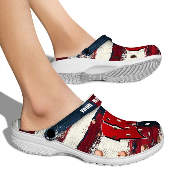 Wisconsin Badgers Patriotic Stripes Crocs New Arrival