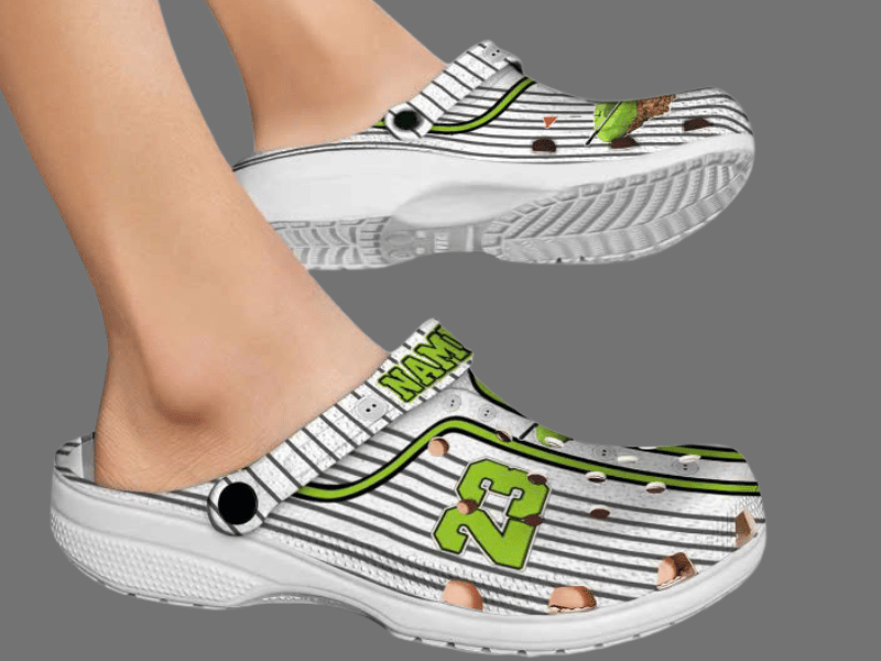 Whats the Difference Between Crocs and Clogs