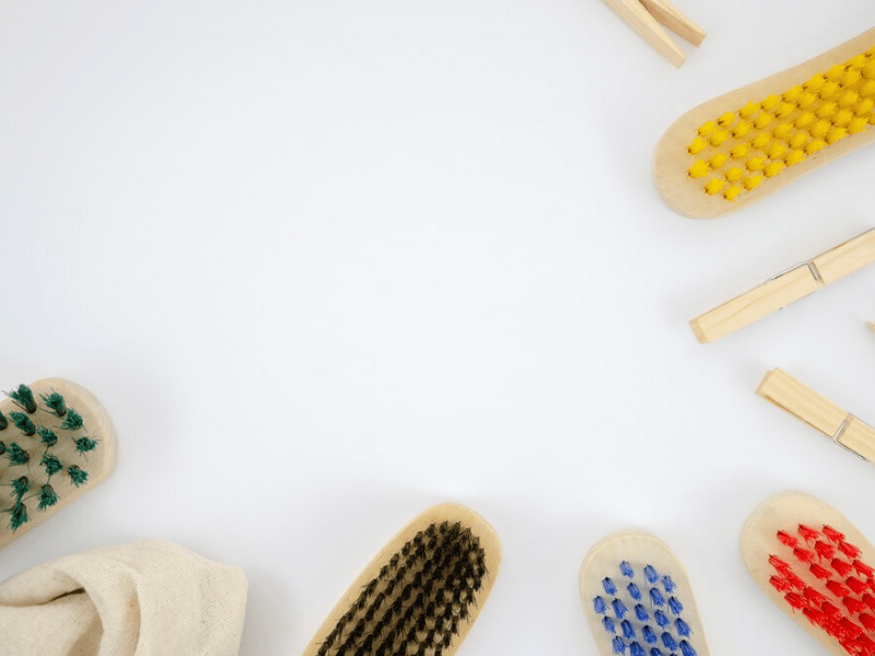 Cleaning tools for your Crocs Cleaning tools for your Crocs