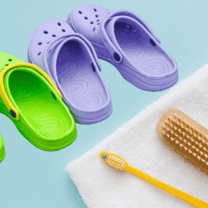 how to clean crocs