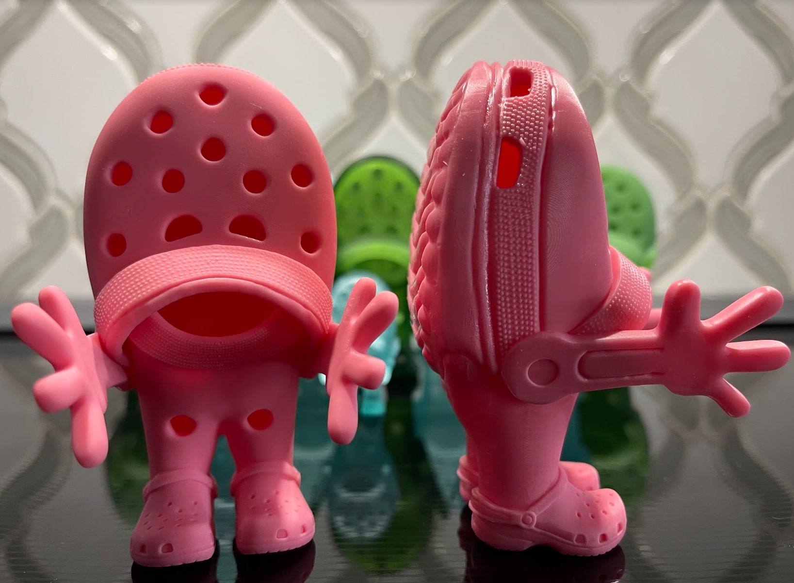 can your crocs shrink in the sun 1