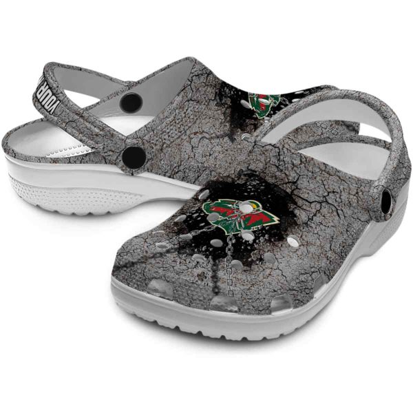 customized minnesota wild cracked ground texture clog high quality