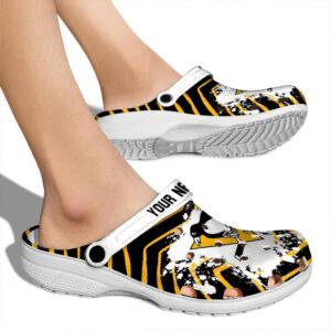 personalized pittsburgh penguins zigzag paint burst clog fashion forward