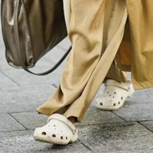 Are Crocs good for walking Pure Wow