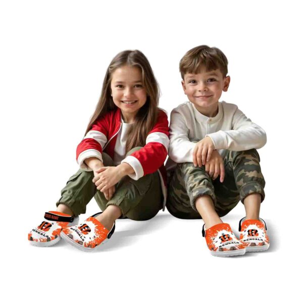 custom cincinnati bengals splash art crocs fashion forward