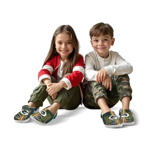 custom green bay packers contrasting stripes crocs fashion forward