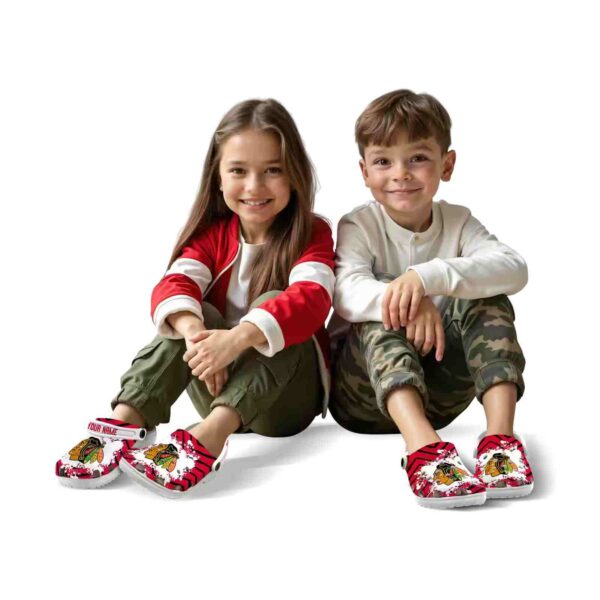 customized chicago blackhawks zigzag paint burst clog fashion forward