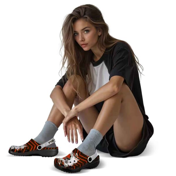 customized cleveland browns zigzag paint burst crocs premium grade