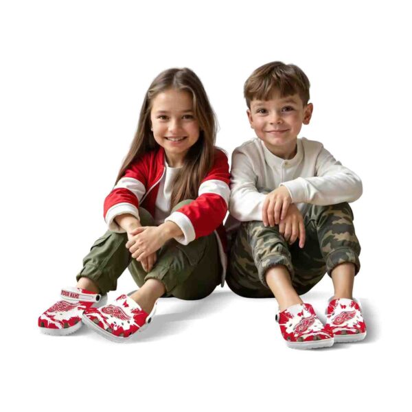 customized detroit red wings splatter pattern clog fashion forward