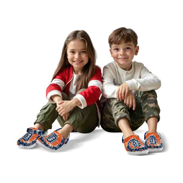detroit tigers radiant burst effect crocs fashion forward