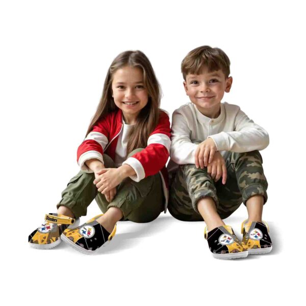 pittsburgh steelers geometric background crocs fashion forward