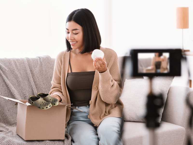 do crocs have a warranty(8)