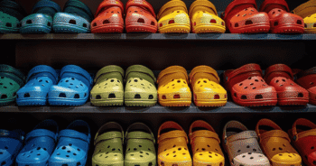 where to buy crocs