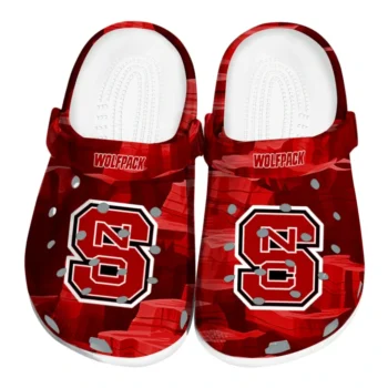 NC State Wolfpack Fans Clogs - Canyon Layers Red