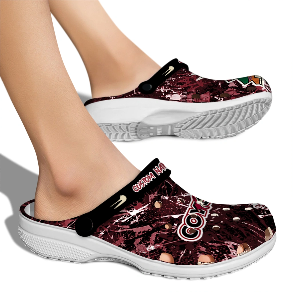 arizona-coyotes-clog-customized-graffiti-burst-red-black-fashion-forward.webp
