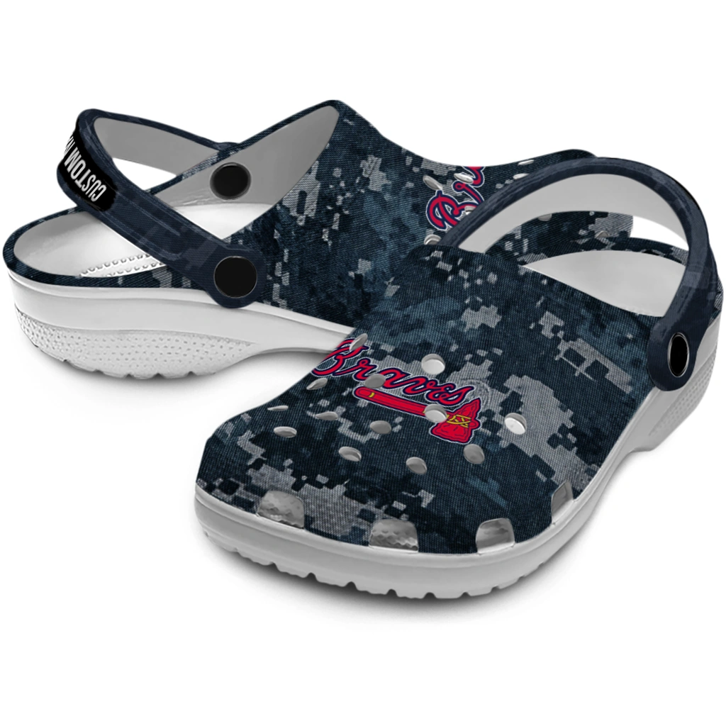 atlanta-braves-clog-custom-digital-camo-navy-high-quality.webp